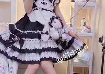 没看过AT鲨的小背心全套原图，你的时尚库怎么能完整？.txt