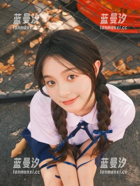 Bangni邦尼的私房写真集：让皮衣诠释你的个性与态度.txt