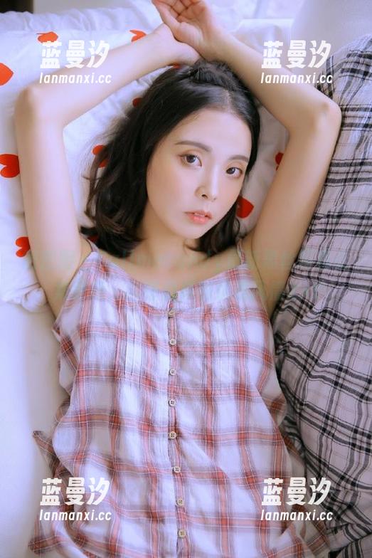 微密圈 - Callmecandy最新黑丝写真合集更新，演绎别样的优雅风情.txt