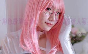 梦幻护士角色扮演合集：Cien恩恩的迷人写真图包即将发布.txt