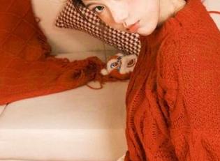 Feilin嗲囡囡 – Egg_尤妮丝与你分享天使美丽，全套写真现已上线，快来下载吧！.txt