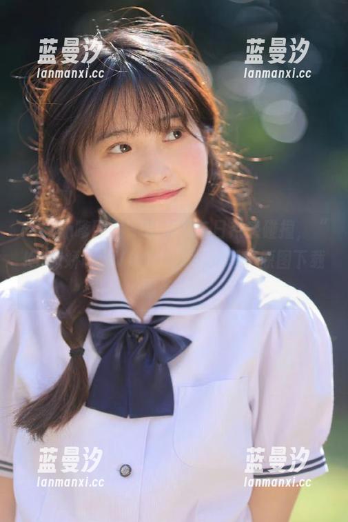 Feilin嗲囡囡 - 欧美风与日系感碰撞，“K8傲娇萌萌Vivian”御姐写真原图下载服务.txt