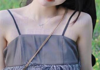 Feilin嗲囡囡 – 夏笑笑Summer短裤写真合集：短裤瞬间提升魅力，感受夏日的无限可能性！.txt