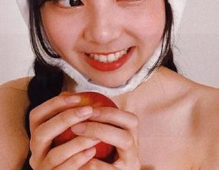 GIRLT果团网 – 套图更新！王语纯蕾丝写真，轻柔魅力尽展无遗，让你心动不已.txt