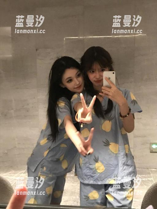 HuaYang花漾 - 精彩更新！周于希sandy浴缸写真，展现水中的唯美与灵动之姿！.txt