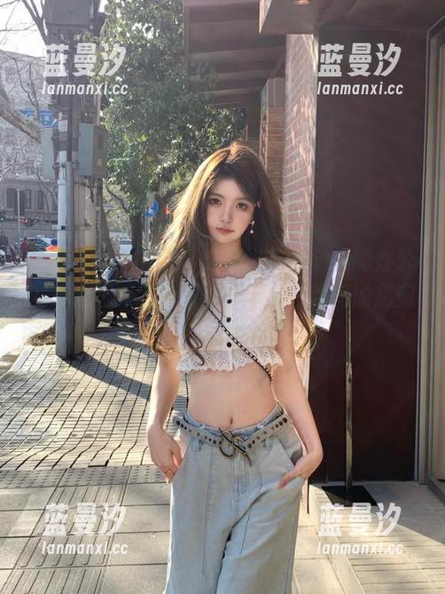 HuaYang花漾 - 朱可儿Flower的办公室奇遇记：定制写真捕捉每一瞬间的甜蜜！.txt