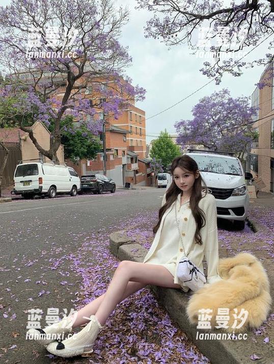 HuaYang花漾 - 田冰冰日常写真精选，库中每一帧都诉说她的故事.txt