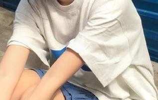IMiss爱蜜社 – 张思允Nice邀您共赏：白裙写真带来的壁纸新风尚.txt
