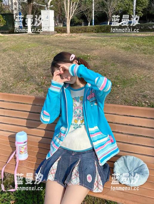 ISS山茶摄影 - baby丝袜写真大揭秘，无圣光为你展现更真实的一面.txt
