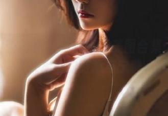 ISS山茶摄影 – 小淑浴缸美图合集：用镜头记录水中的诗意与宁静.txt