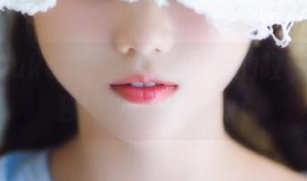 揭开KuukoW皮衣写真背后的故事，获取独特资源分享.txt