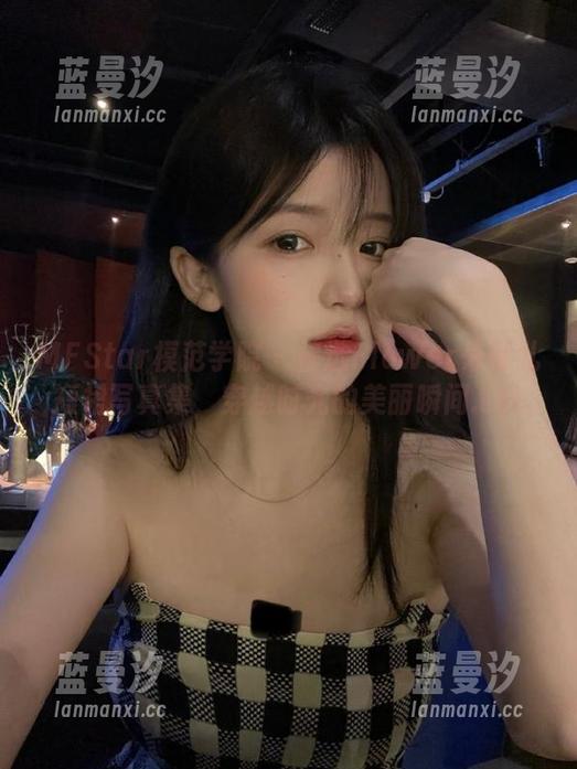 MFStar模范学院 - 精选Flower朱可儿短裙写真集，穿越时光的美丽瞬间.txt