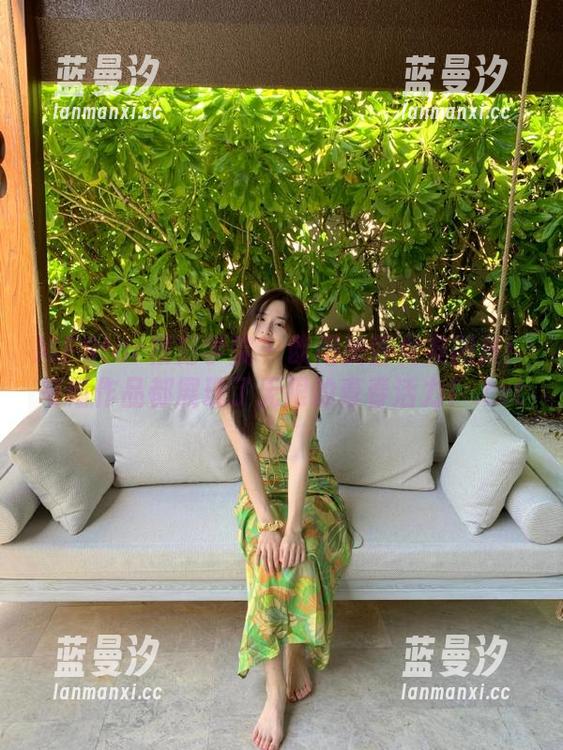 MFStar模范学院-欧阳美萱 MFStar模范学院 - 欧阳美萱女友图集:每幅作品都展现了无限的青春活力!.txt
