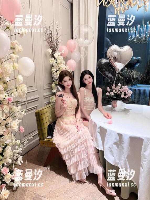 MiiTao蜜桃社 - 沐子熙V海边写真在线分享，百幅图片展现海的诗意.txt