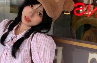 MintYe薄荷叶 – 独特魅力无处不在，Lunana_lee清纯写真图库的新鲜视觉盛典.txt