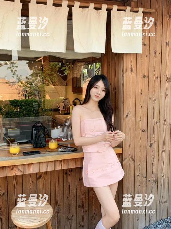 MyGirl美媛馆 - 探索绮里嘉Carina学姐的高清写真，记录每一寸动人心弦的美丽瞬间.txt