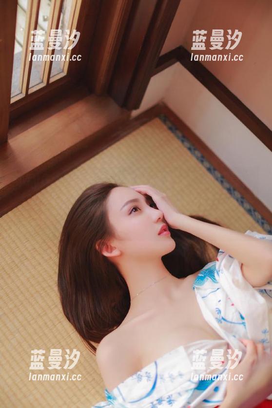 MyGirl美媛馆 - 扑面而来的时尚气息，赵小米Kitty的春季套装图片合集等你来欣赏！.txt