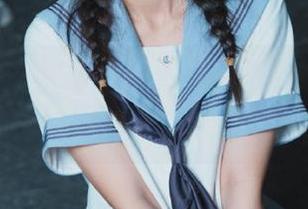Pary学生模拍 – 精选小桃浴缸写真合集，让你领略独特的艺术魅力.txt