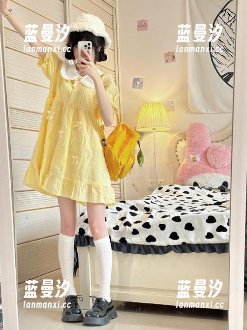别眨眼，PoppaChan米莉姆·娜娃的照片瞬间变成你的快乐源泉！.txt