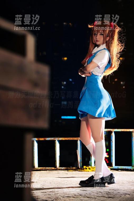 潜力无限的四糸乃写真集：跟随PotatoGodzilla一起捣蛋吧！.txt
