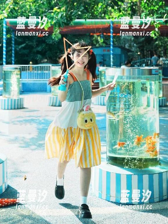 QingDouKe青豆客 - 绮里嘉Ula修女私房图包科普：她如何通过作品传达信仰与希望.txt