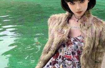 TGOD推女神 – 绮里嘉Ula带你探索黑白摄影：这些美图和套图里的自嘲故事直击人心！.txt