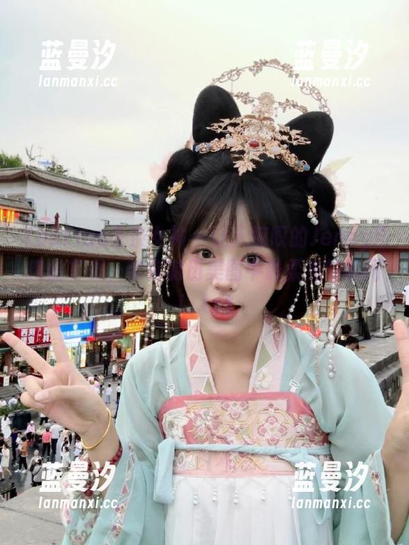TouTiao头条女神 - 让人惊叹的JennyR肉丝写真，带你游历美图中最柔美的瞬间！.txt