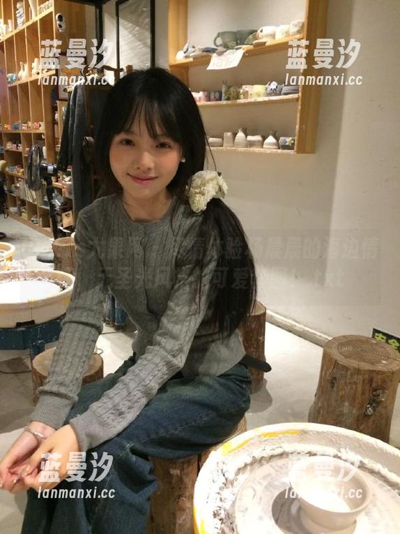 UGirls尤果网 - 尽情体验杨晨晨的海边情怀，无圣光风格的可爱套图！.txt