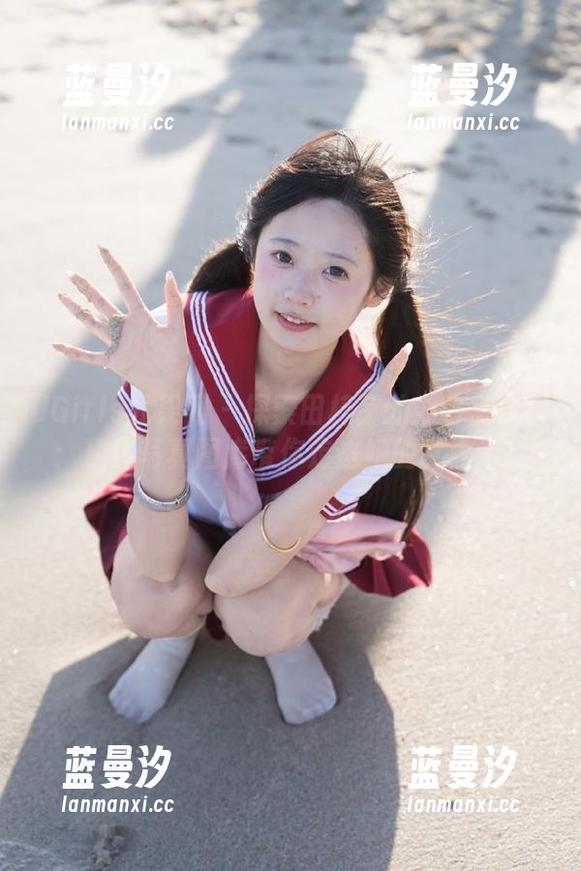 UGirls尤果网 - 探索田梓茵的办公室风景：精选写真图库带你走进她的世界.txt