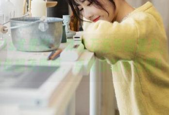 UGirls尤果网 – 体验万圣节的魔力，下载赵伊彤超美原图，点亮你的节日吧！.txt