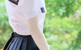 UGirls尤果网 – 颜爱泽黑丝私拍原图，捕捉瞬间瞬息万变的性感魅力.txt