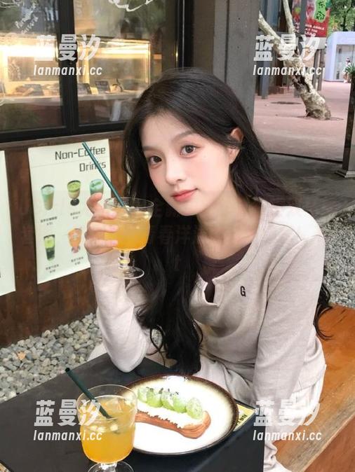 UGirls尤果网 - 全新更新！黛蓓琪双马尾套图，带你进入青春洋溢的视觉旅程！.txt