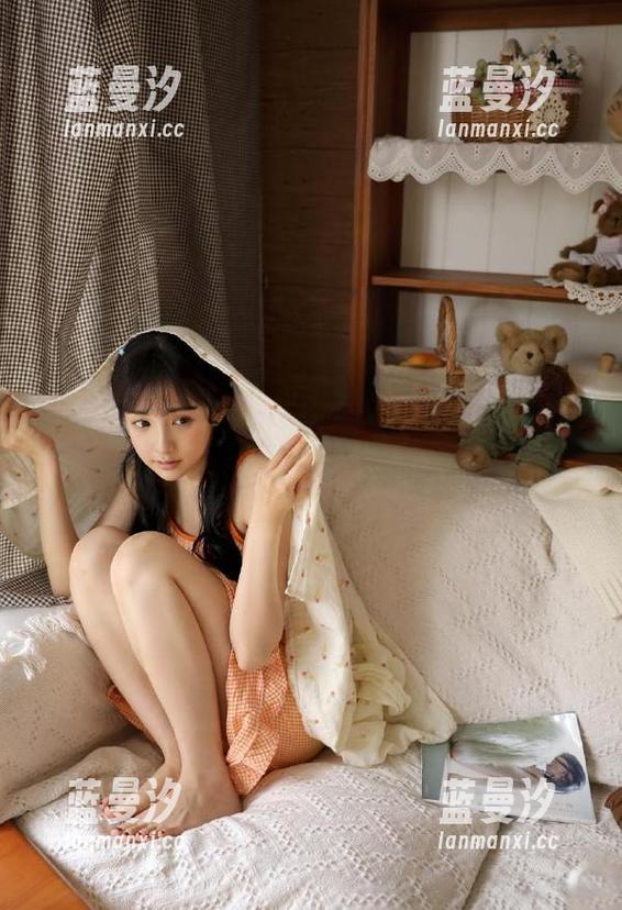 XIAOYU语画界 - Cherry绯月樱黑丝写真集精选：品质与艺术交织的视觉盛宴.txt