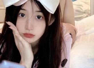 XIAOYU语画界 – 精致生活必备：徐莉芝短裤写真精选合集，记录美好瞬间.txt