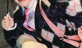 Xiuren秀人网 – K8傲娇萌萌Vivian内衣写真作品下载攻略，网盘访问让你轻松拥有美丽！.txt