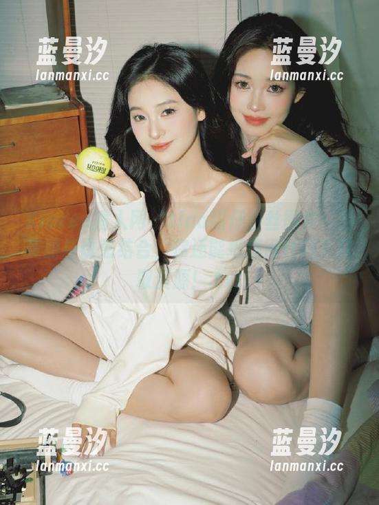 Xiuren秀人网 - tina甜仔白丝图集：当美丽与诱惑结合，你还能抵挡得住吗？获取资源！.txt