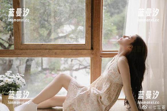 Xiuren秀人网 - 跟随vetiver嘉宝贝儿的步伐，定制蕾丝写真，一起说再见平庸！.txt