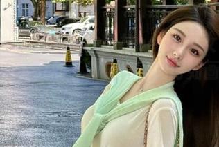 Xiuren秀人网 – 余贝拉bella少女写真免费大放送，立即下载，感受如诗如画的少女情怀！.txt