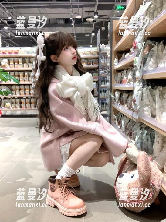 Xiuren秀人网 - 当周慕汐fairy遇上裸足：私拍套图展现出不一样的性感风情！.txt