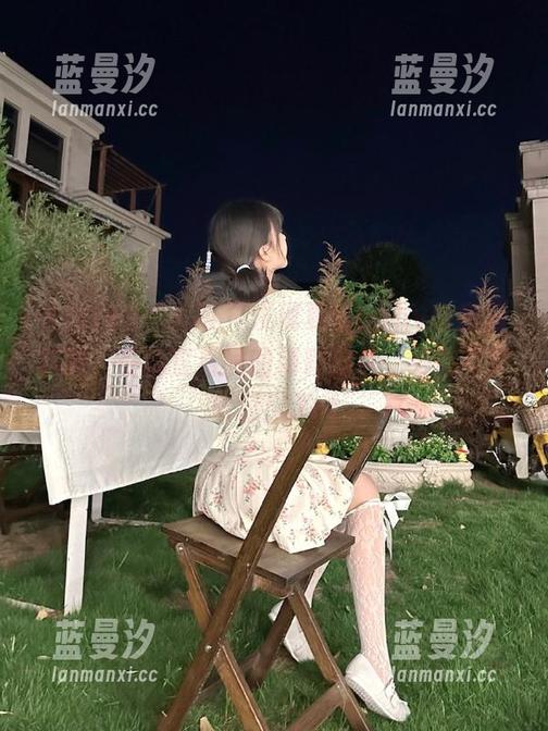 Xiuren秀人网 - 发现夏瑶baby的魔法套装，在线查看她的精彩图片，绝对不容错过！.txt