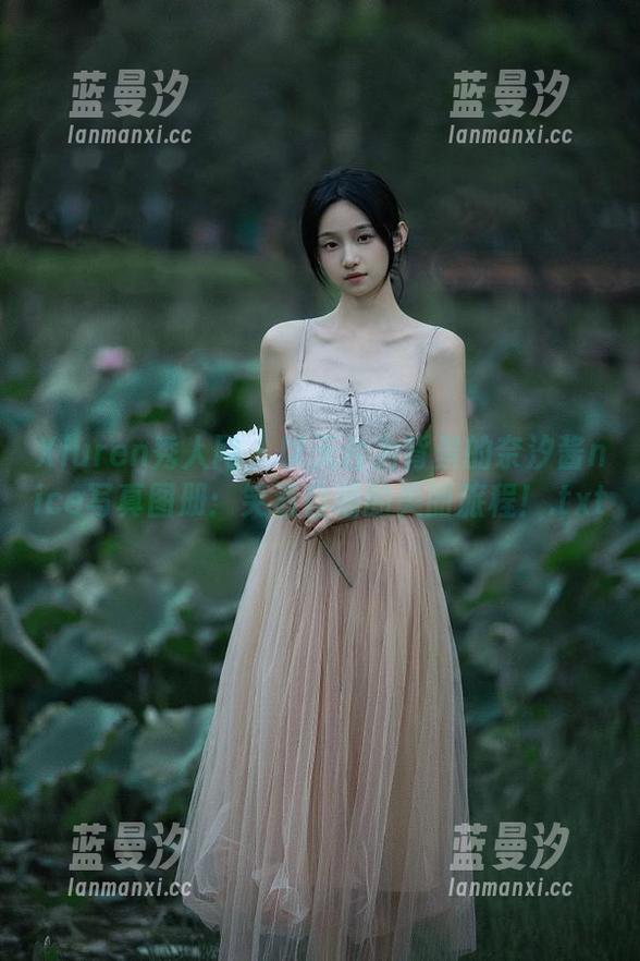 Xiuren秀人网 - 以天台为背景的奈汐酱nice写真图册：笑着自嘲的美丽旅程！.txt