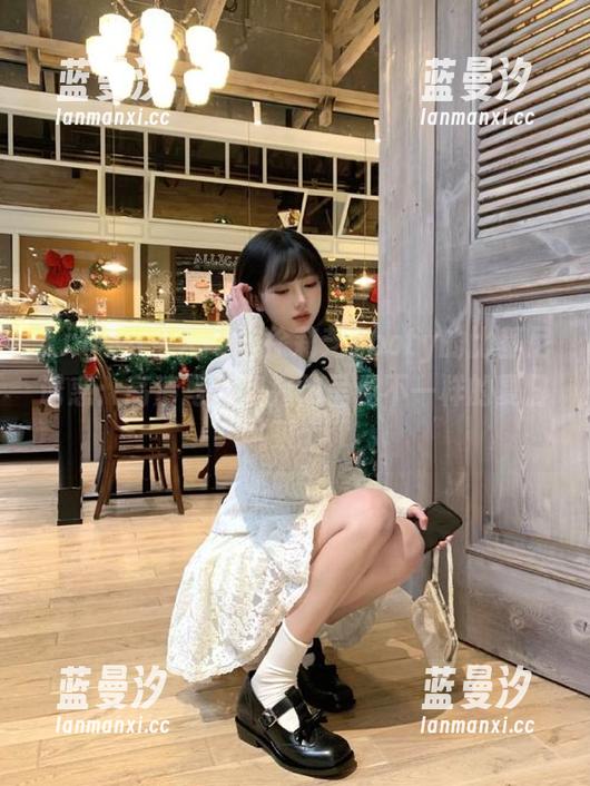 Xiuren秀人网 - 徐莉芝Booty的比基尼诱惑：高清写真集为你呈现不一样的夏日风采.txt
