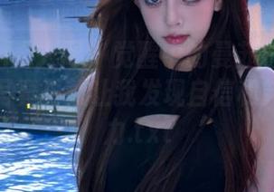 Xiuren秀人网 – 觉醒中的曼苏拉娜女王：这组写真更新让我发现自信和笑声的魔力.txt
