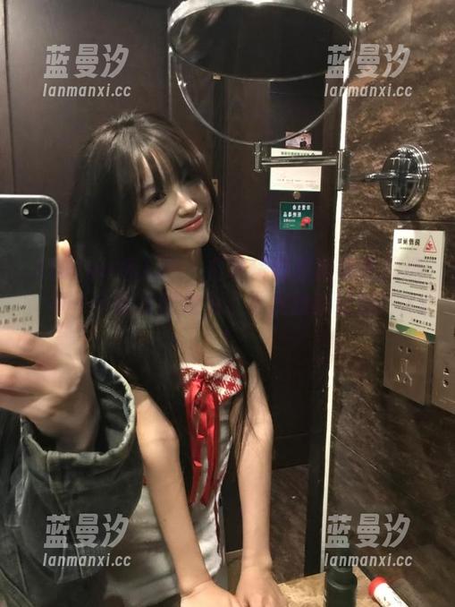 Xiuren秀人网 - 白琮瑗高跟鞋美图精选：每一个坠落都是为了更优雅的站起！.txt