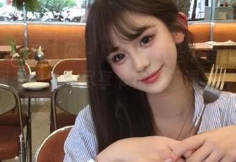 Xiuren秀人网 – 陈怡曼万圣节特辑：精美原图与壁纸，尽享节日的浪漫与神秘.txt