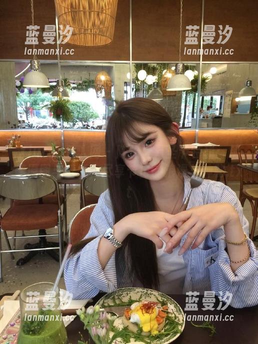 Xiuren秀人网 - 陈怡曼万圣节特辑：精美原图与壁纸，尽享节日的浪漫与神秘.txt