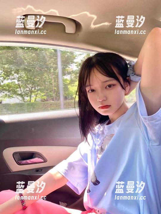 Xiuren秀人网 - 雨儿1494的双人高清写真，画面之美在每一张图片中尽显无遗.txt