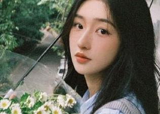 Xiuren秀人网 – 毛衣控必看！龙泽美曦的私房美图教你打造时尚气息.txt
