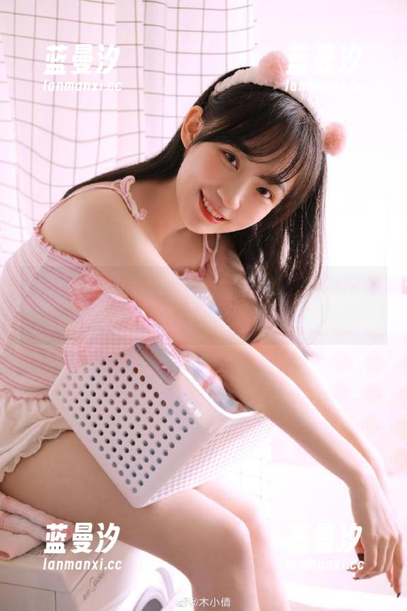 YouMi尤蜜荟 - 周大萌学姐的美图资源网址，带你领略全新的摄影视角.txt