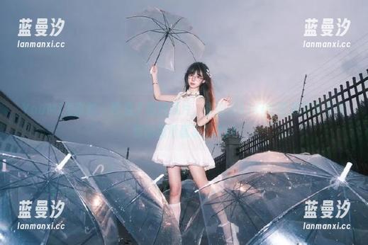 YouMi尤蜜荟 - 再见了普通照片，欢迎宋KiKi的可爱写真引领你的视觉盛宴！.txt